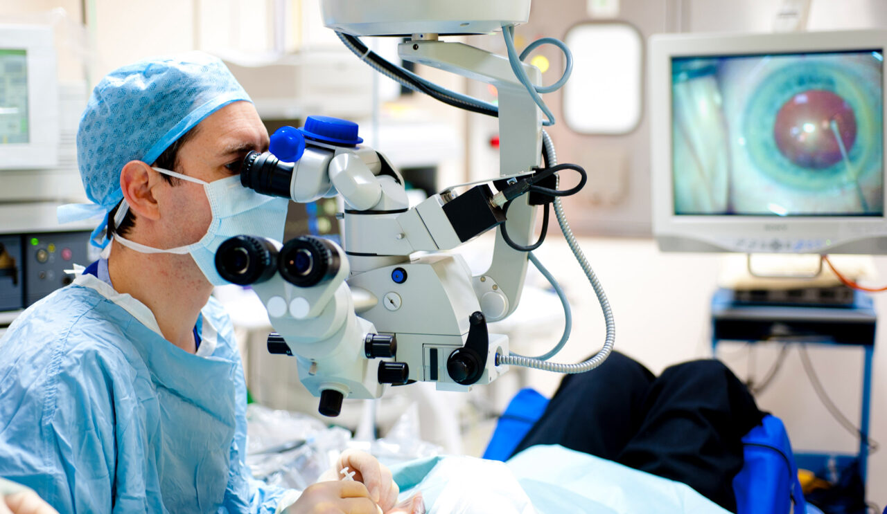 How to Find the Best Retinal Specialist for Your Eye Care